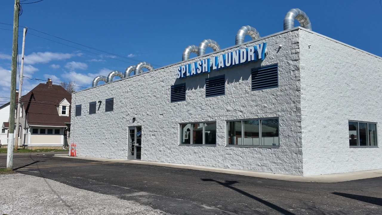 West Broad Street laundromat interior